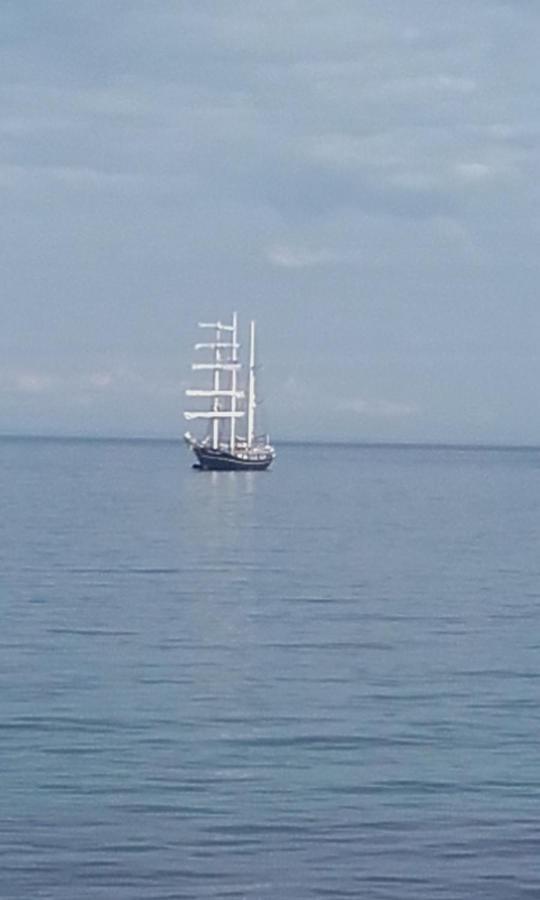 Channel Vista Glenarm Buitenkant foto